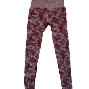 Red camouflage leggings